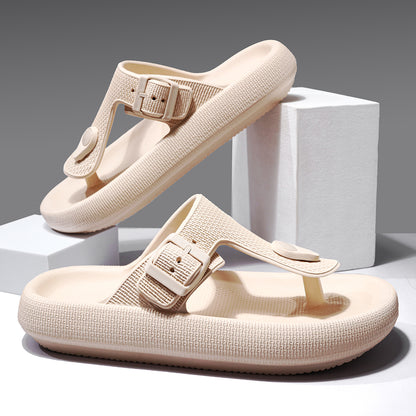 Minimal colors. Maximum comfort.
Premium black & white essentials for everyday life.